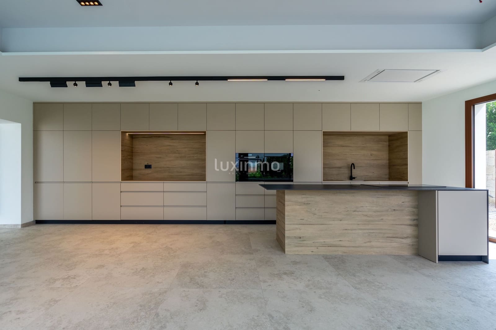 4 soverom Villa til salgs i Calpe / Calp med svømmebasseng garasje - € 1 370 000 (Ref: 9190693)