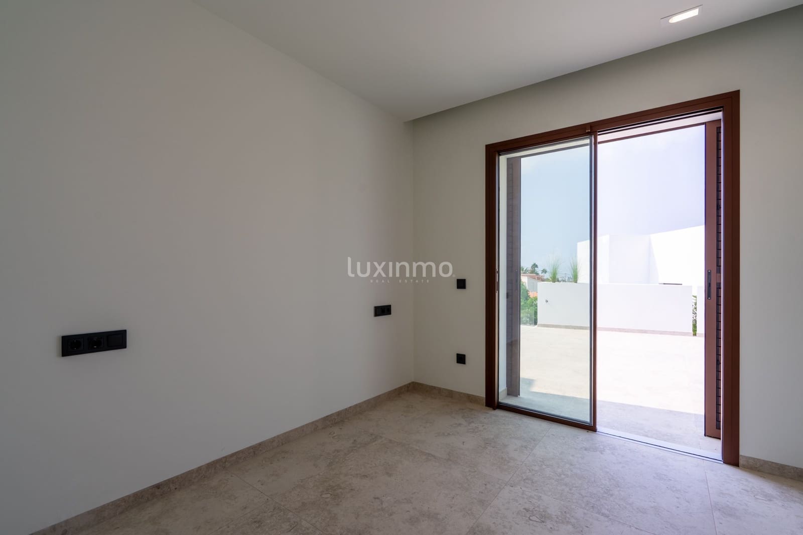 4 soverom Villa til salgs i Calpe / Calp med svømmebasseng garasje - € 1 370 000 (Ref: 9190693)