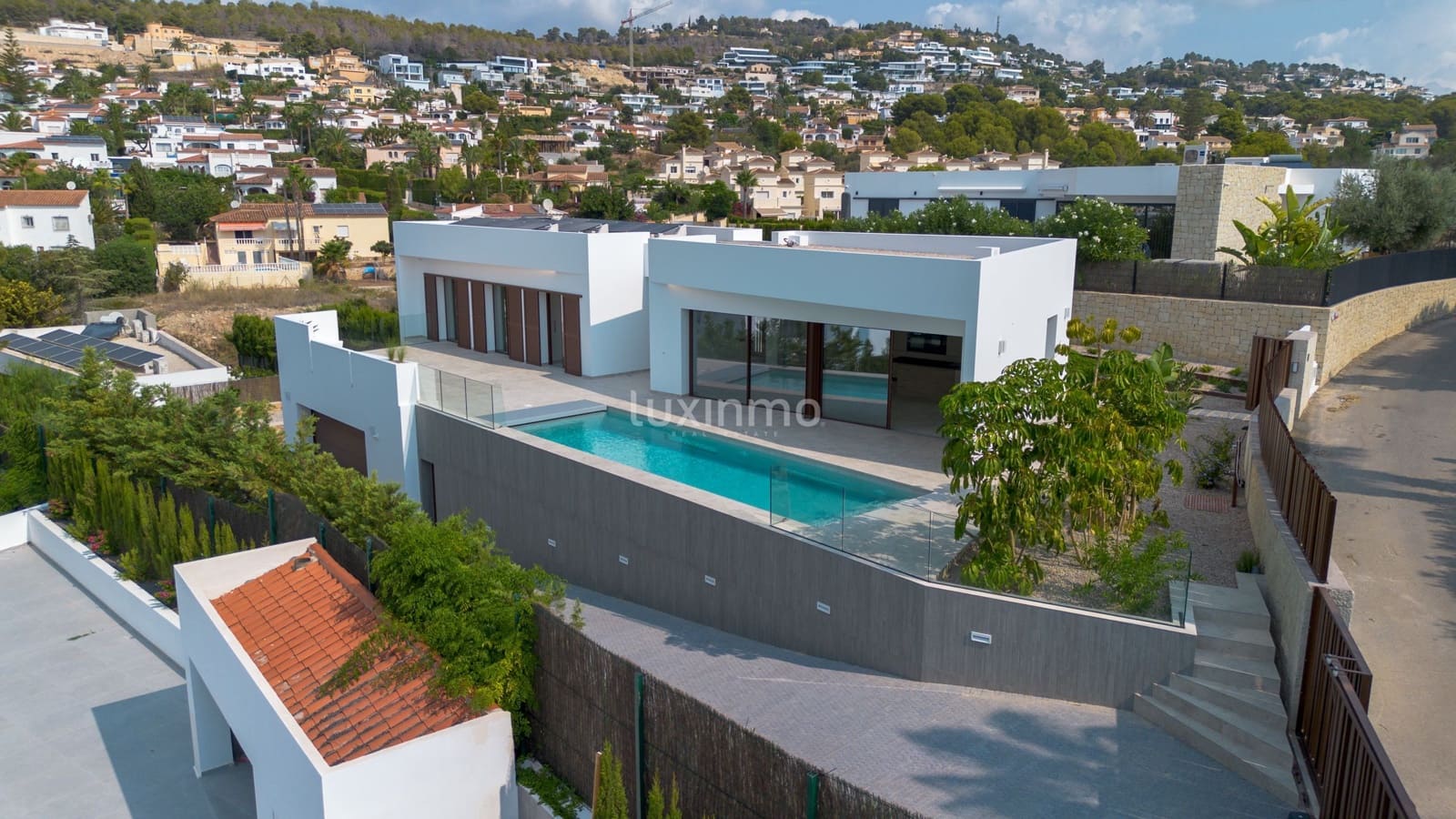 4 soverom Villa til salgs i Calpe / Calp med svømmebasseng garasje - € 1 370 000 (Ref: 9190693)