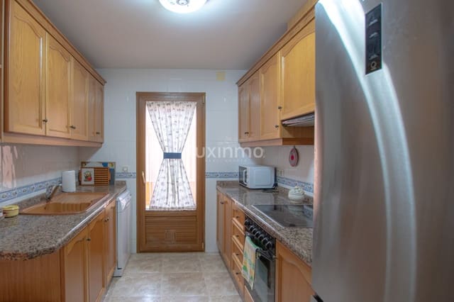 4 bedroom Villa for rent in Calpe / Calp with pool garage - € 1,900 (Ref: 9193304)