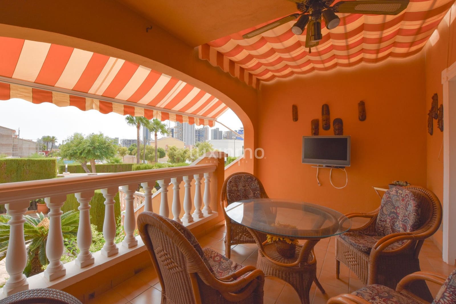 4 bedroom Villa for rent in Calpe / Calp with pool garage - € 1,900 (Ref: 9193304)