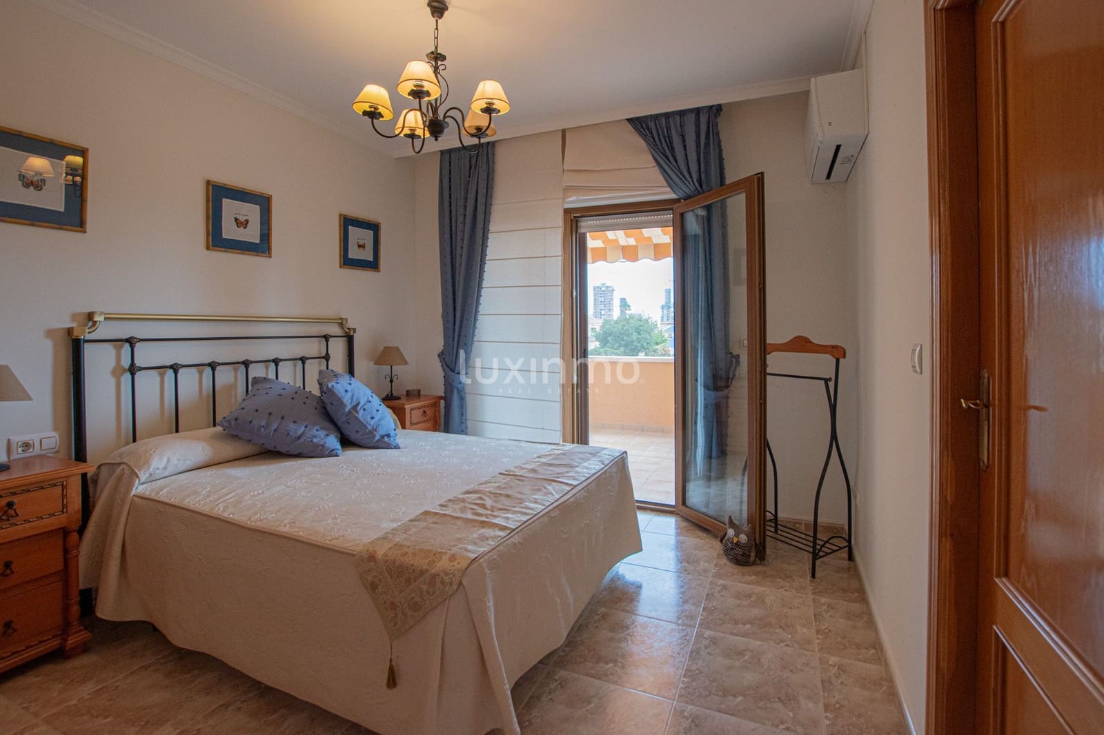 4 bedroom Villa for rent in Calpe / Calp with pool garage - € 1,900 (Ref: 9193304)