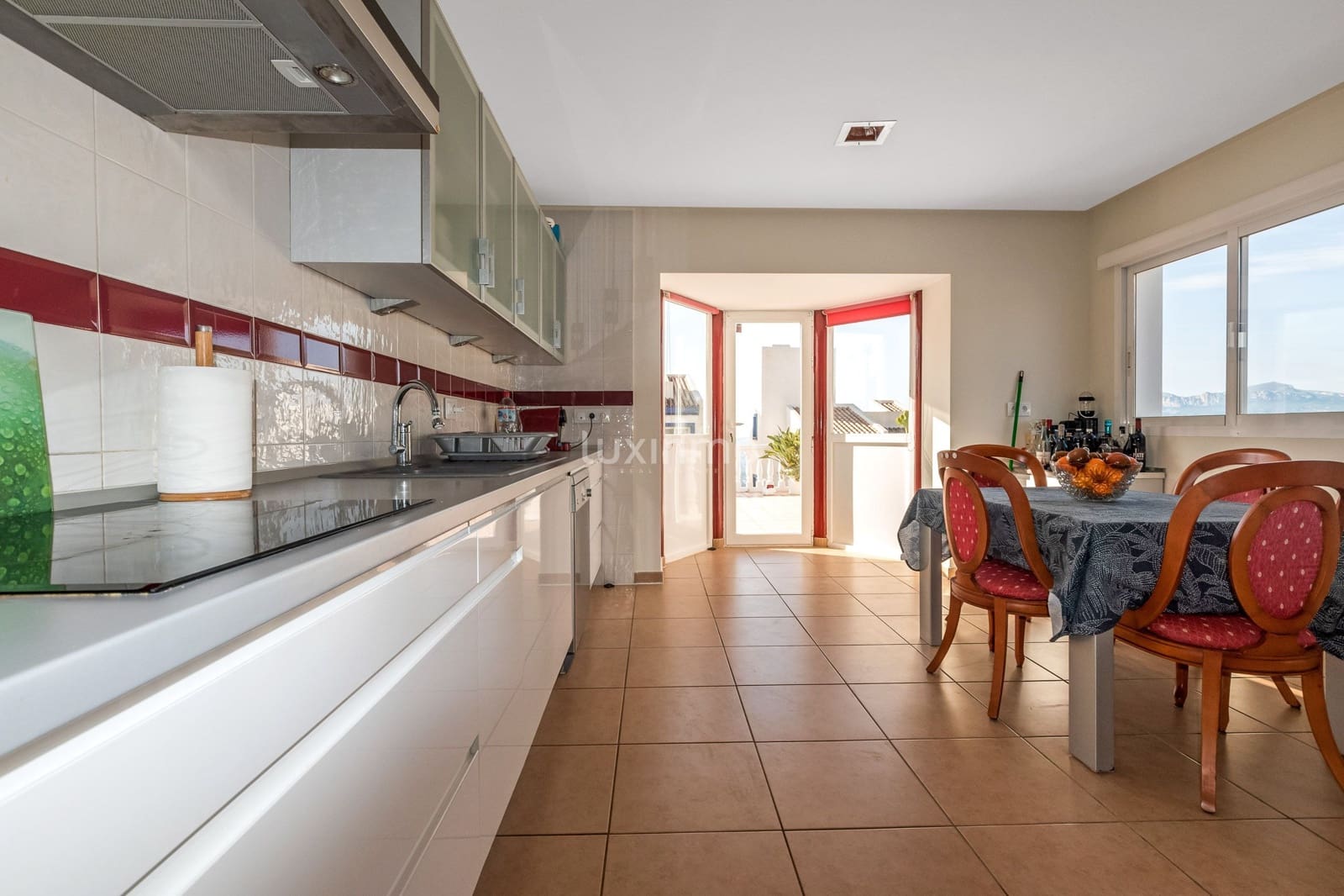 3 soveværelse Villa til leje i Altea med swimmingpool garage - € 5.000 (Ref: 9205244)