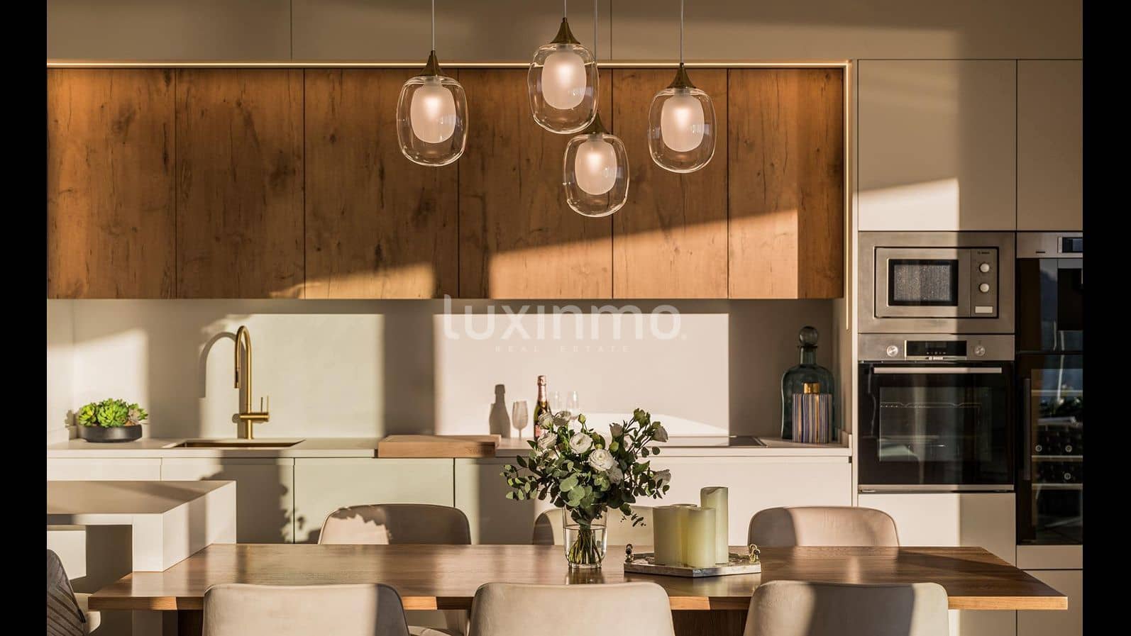 4 sypialnia Penthouse na sprzedaż w Benidorm z basenem garażem - 2 500 000 € (Ref: 9205677)