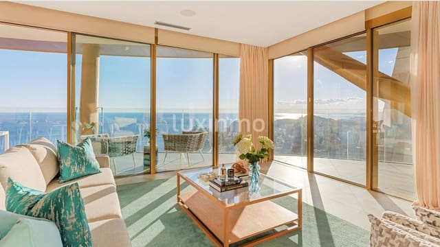 4 soverom Penthouse til salgs i Benidorm med svømmebasseng garasje - € 2 500 000 (Ref: 9205677)