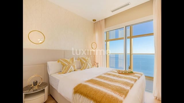 4 soverom Penthouse til salgs i Benidorm med svømmebasseng garasje - € 2 500 000 (Ref: 9205677)