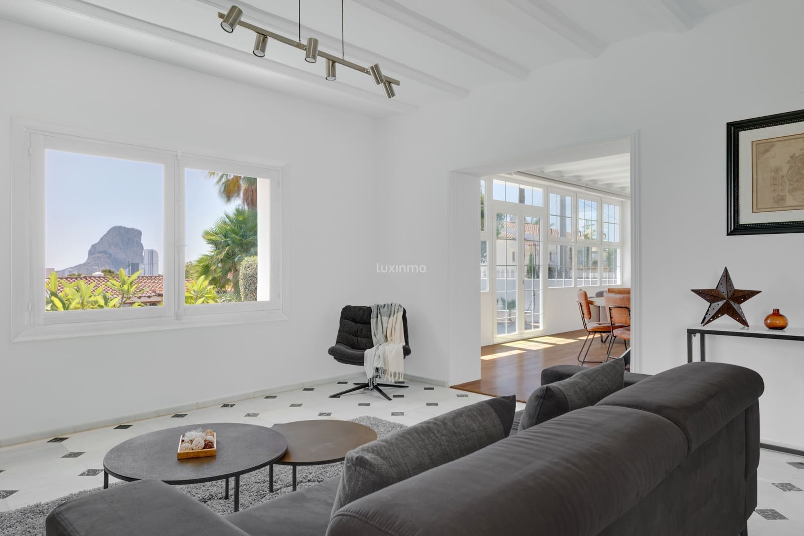 6 soverom Villa til salgs i Calpe / Calp med svømmebasseng garasje - € 1 650 000 (Ref: 9205750)