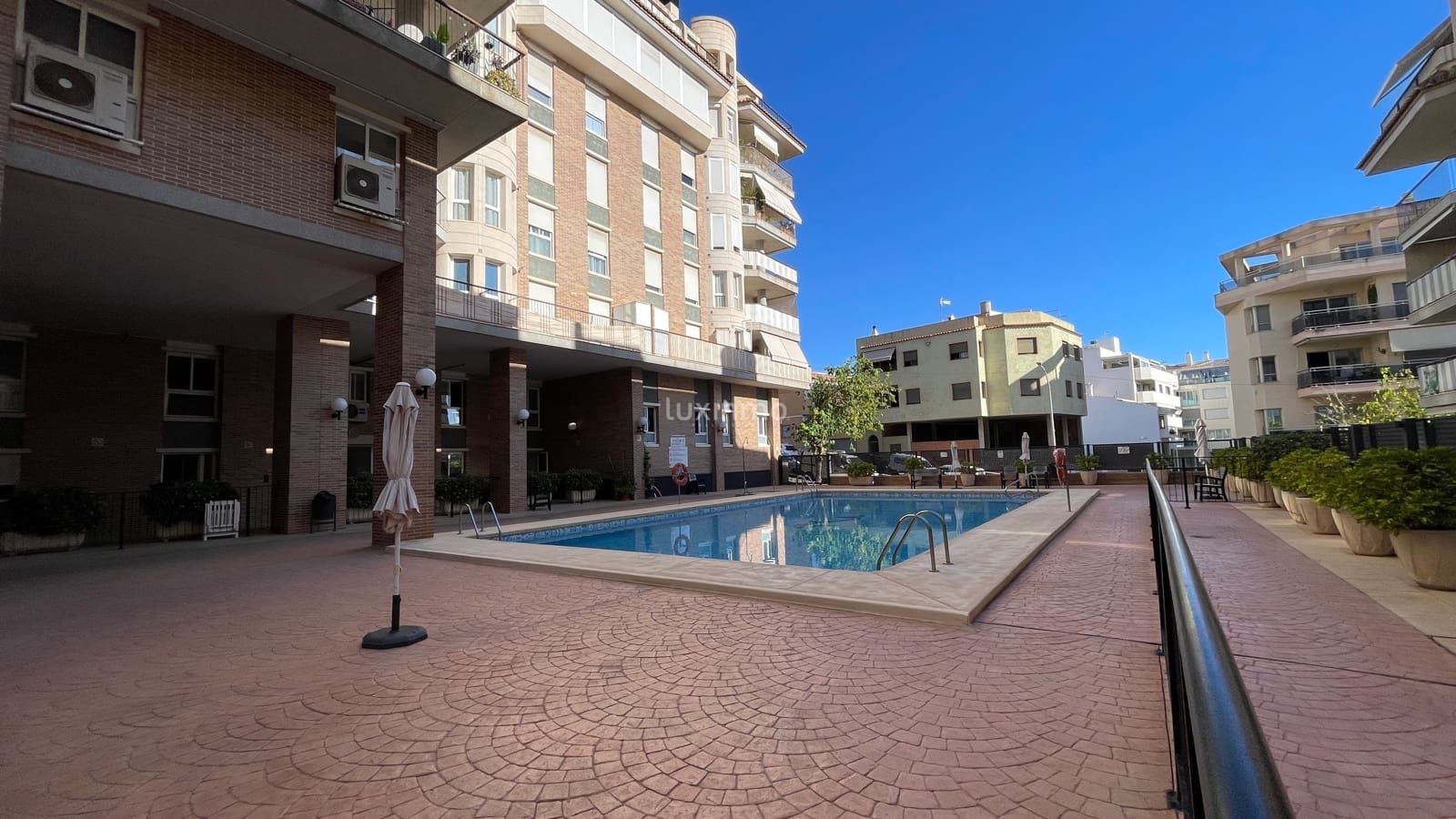 4 bedroom Apartment for rent in Calpe / Calp with pool garage - € 1,600 (Ref: 9210513)
