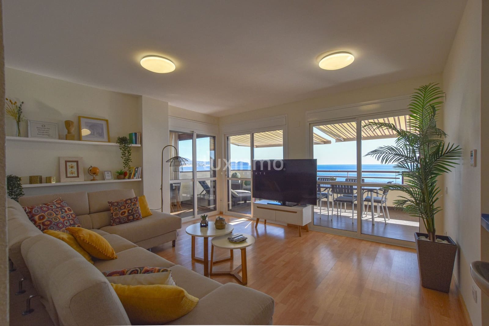 3 bedroom Apartment for rent in Calpe / Calp with pool garage - € 2,500 (Ref: 9210514)