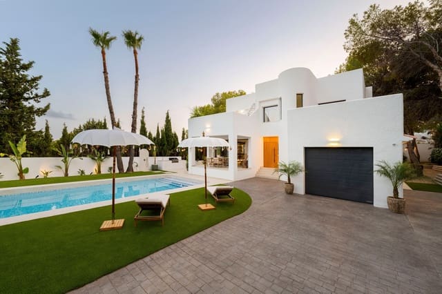 4 soverom Villa til salgs i Altea med svømmebasseng garasje - € 1 450 000 (Ref: 9216787)