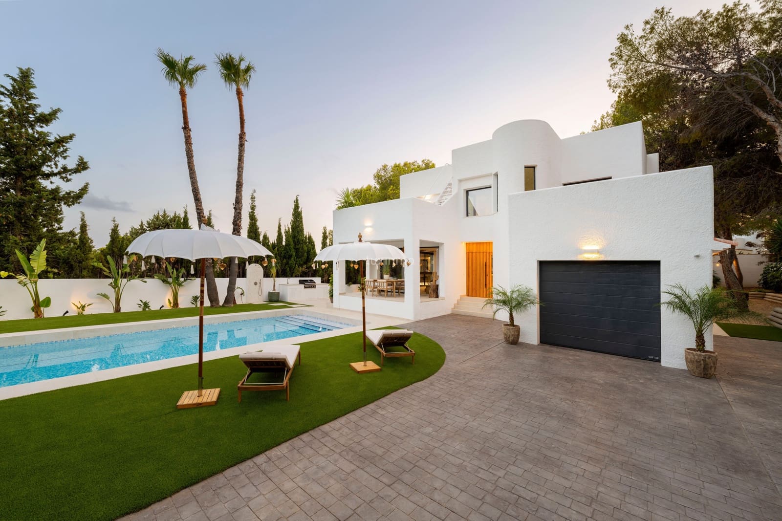 4 soverom Villa til salgs i Altea med svømmebasseng garasje - € 1 450 000 (Ref: 9216787)