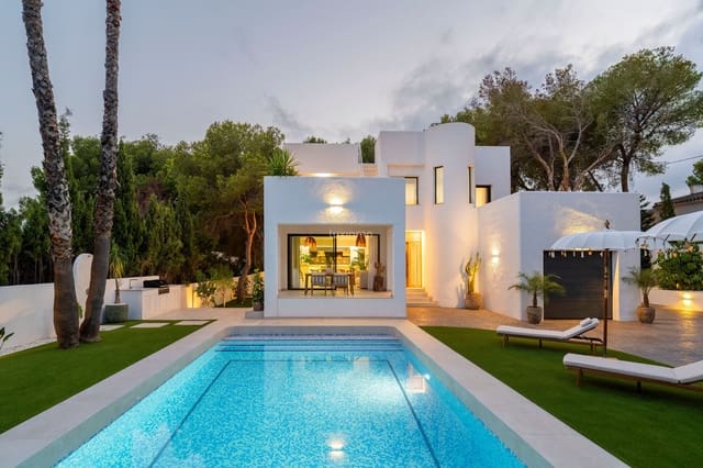 4 slaapkamer Villa te koop in Altea met zwembad garage - € 1.450.000 (Ref: 9216787)