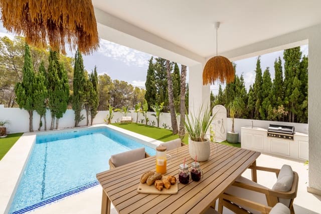 4 slaapkamer Villa te koop in Altea met zwembad garage - € 1.450.000 (Ref: 9216787)