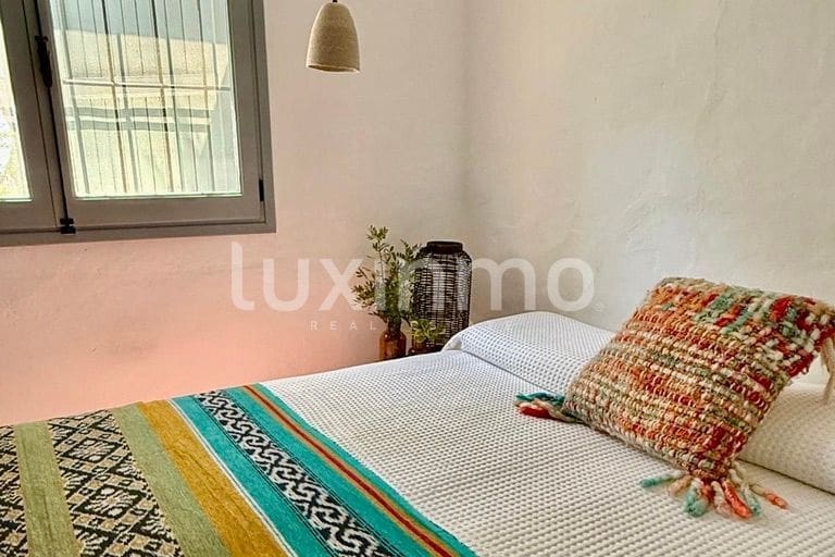 3 sypialnia Willa do wynajęcia w Sant Antoni de Portmany z basenem - 10 000 € (Ref: 9235777)