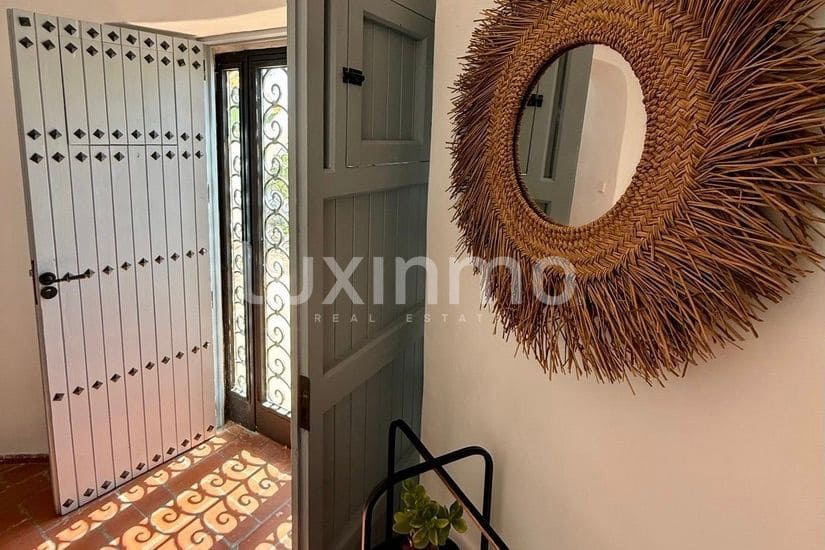 3 sypialnia Willa do wynajęcia w Sant Antoni de Portmany z basenem - 10 000 € (Ref: 9235777)