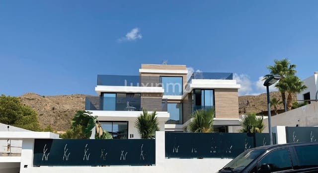 4 soverom Villa til salgs i Finestrat med svømmebasseng garasje - € 1 875 000 (Ref: 9245604)