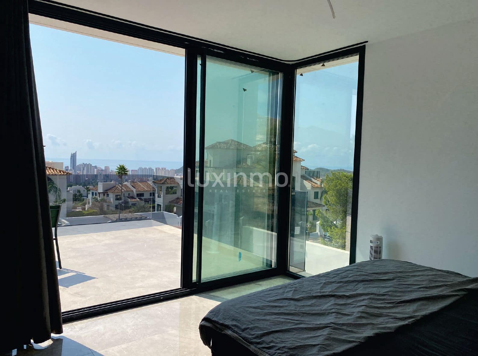 4 soverom Villa til salgs i Finestrat med svømmebasseng garasje - € 1 875 000 (Ref: 9245604)