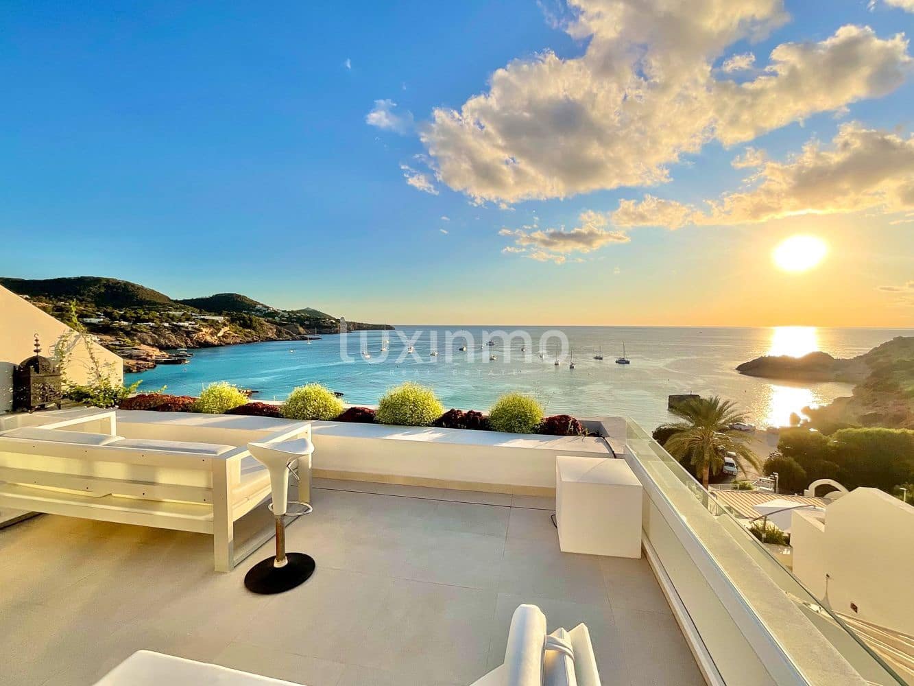 3 makuuhuone Kattohuoneisto myytävänä paikassa San Jose / Sant Josep de Sa Talaia mukana uima-altaan 
autotalli - 1 790 000 € (Ref: 9257852)