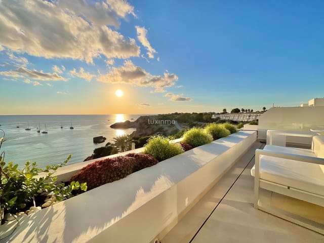 3 bedroom Penthouse for sale in San Jose / Sant Josep de Sa Talaia with pool garage - € 1,790,000 (Ref: 9257852)