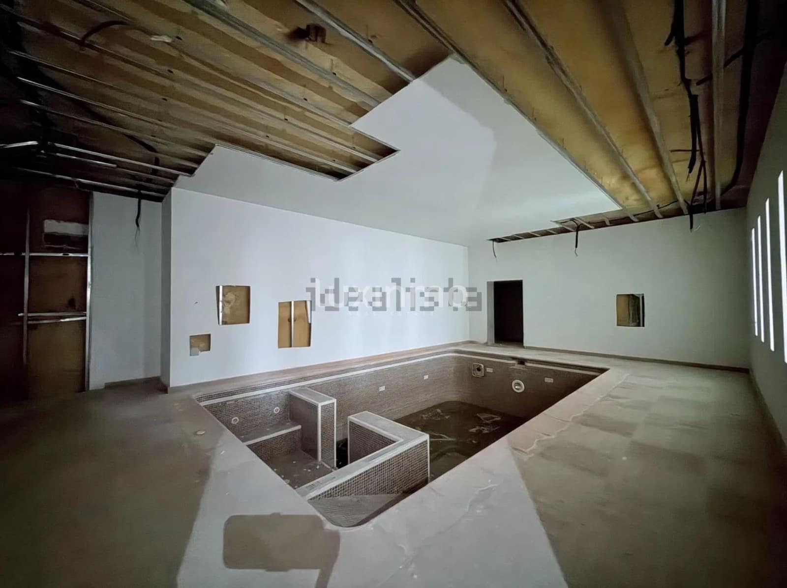 7 bedroom Villa for sale in Polop with pool garage - € 1,600,000 (Ref: 9267847)