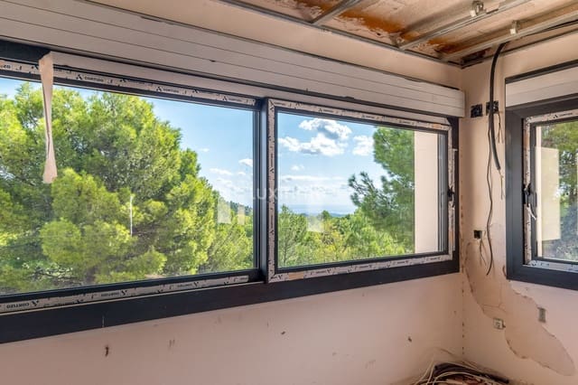 7 bedroom Villa for sale in Polop with pool garage - € 1,600,000 (Ref: 9267847)