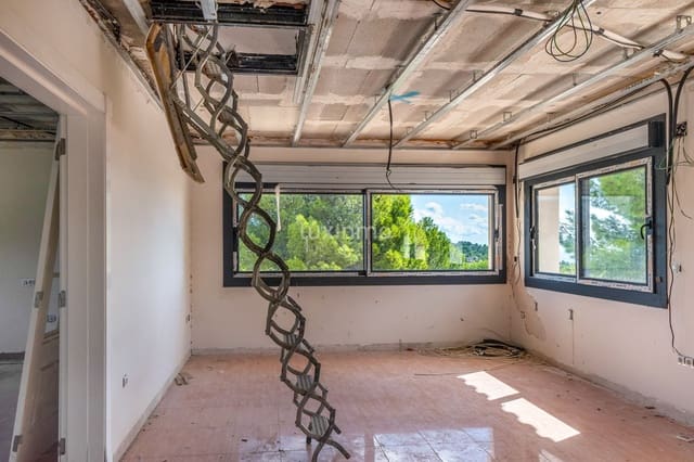 7 bedroom Villa for sale in Polop with pool garage - € 1,600,000 (Ref: 9267847)