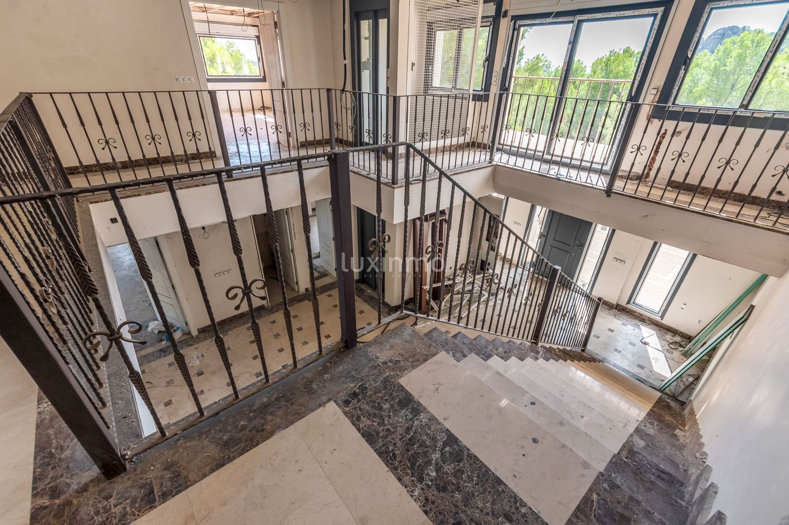 7 bedroom Villa for sale in Polop with pool garage - € 1,600,000 (Ref: 9267847)