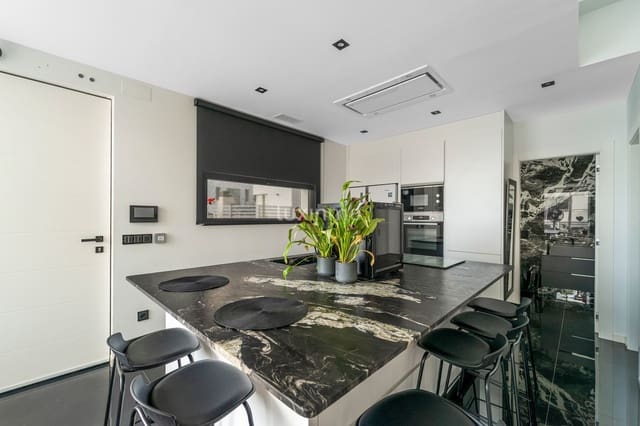 3 sovrum Villa att hyra i Finestrat med pool garage - 3 000 € (Ref: 9271558)