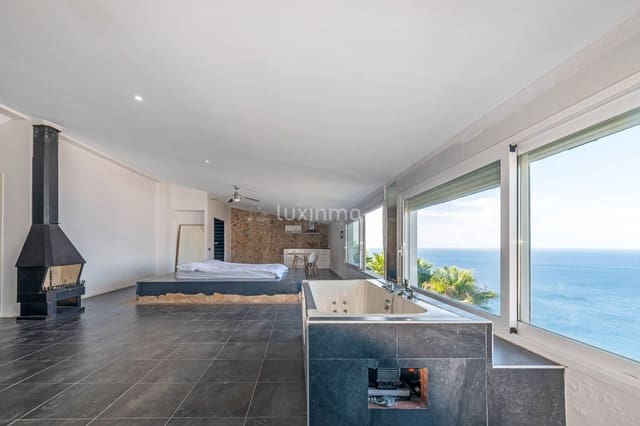 5 bedroom Villa for sale in Benidorm with pool garage - € 2,250,000 (Ref: 9279812)