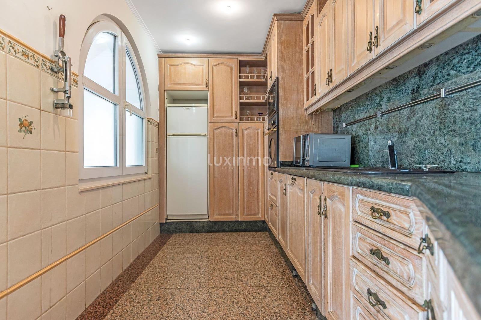 5 soverom Villa til salgs i Benidorm med svømmebasseng garasje - € 2 250 000 (Ref: 9279812)