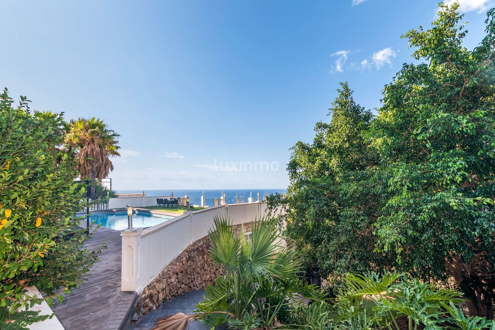 5 soverom Villa til salgs i Benidorm med svømmebasseng garasje - € 2 250 000 (Ref: 9279812)