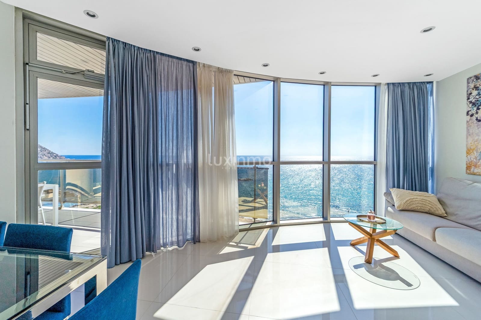 Appartement de 2 chambres à louer à Calpe / Calp avec piscine garage - 2 500 € (Ref: 9293460)