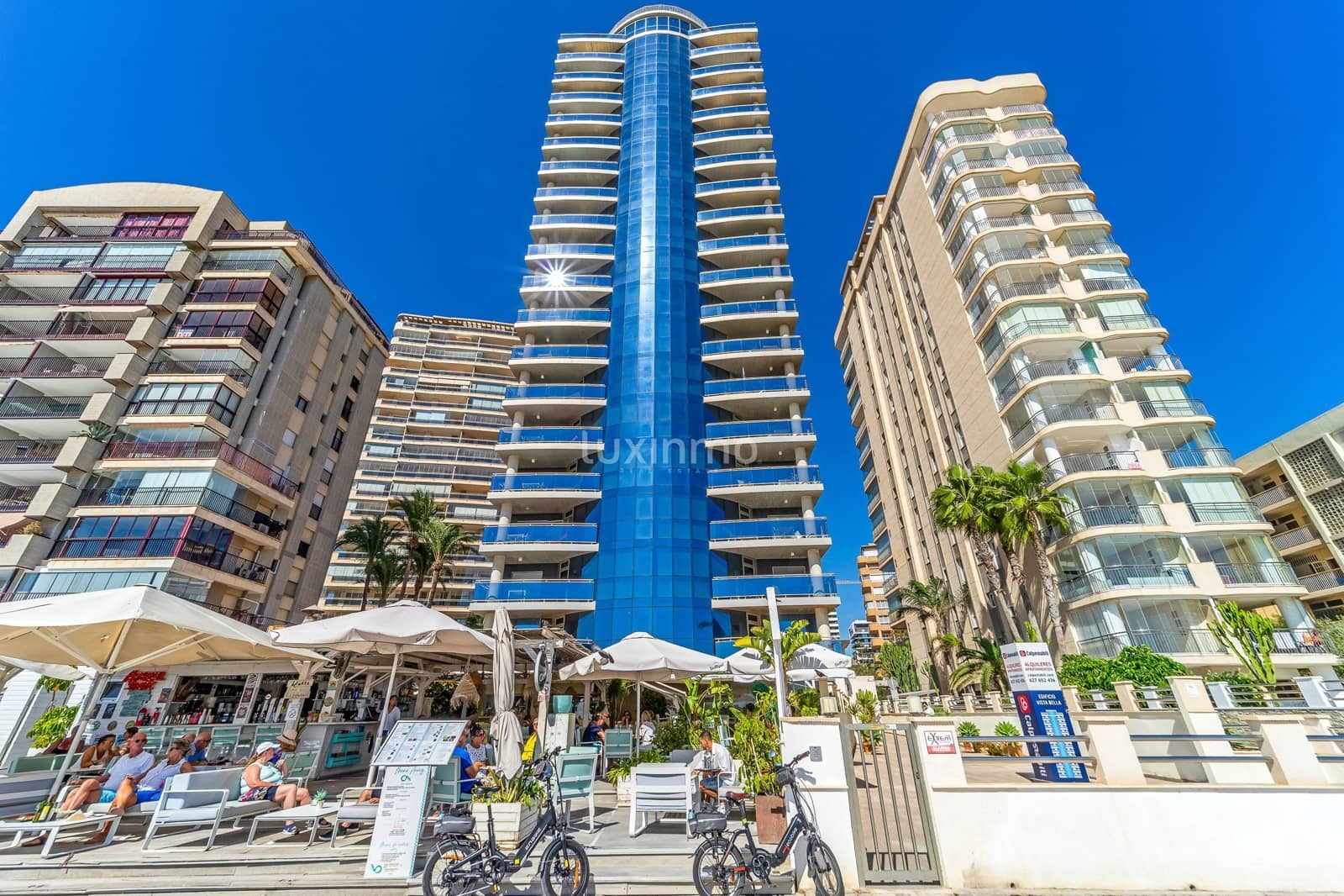 Appartement de 2 chambres à louer à Calpe / Calp avec piscine garage - 2 500 € (Ref: 9293460)