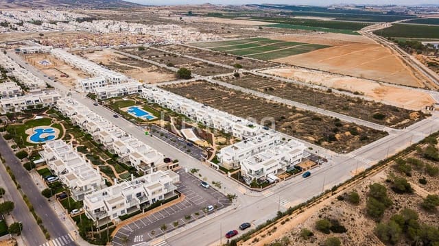 3 sovrum Villa till salu i Orihuela med pool - 379 000 € (Ref: 9296581)