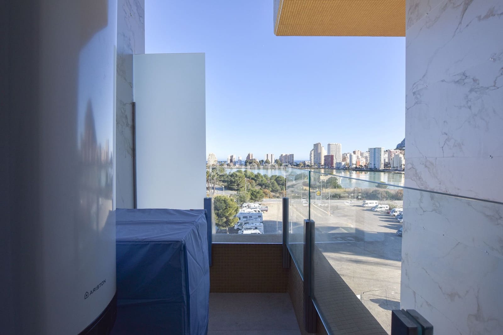 3 sovrum Lägenhet till salu i Calpe / Calp med pool garage - 520 000 € (Ref: 9302972)