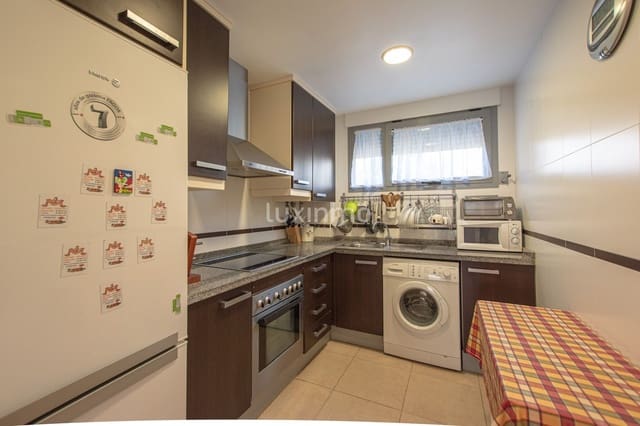 2 sovrum Lägenhet till salu i Calpe / Calp med pool garage - 335 000 € (Ref: 9302975)