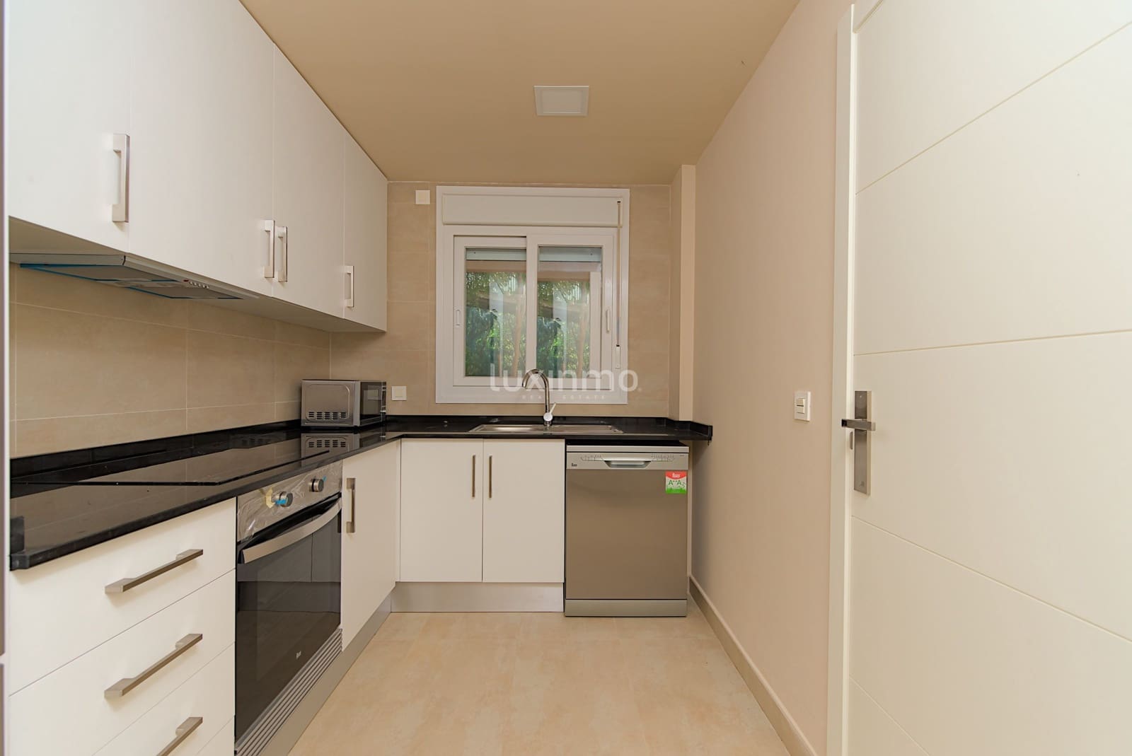 2 soverom Penthouse til salgs i Moraira med svømmebasseng garasje - € 390 000 (Ref: 9304756)