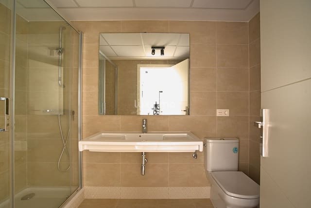 2 soverom Penthouse til salgs i Moraira, Teulada-Moraira med svømmebasseng garasje - € 390 000 (Ref: 9304756)