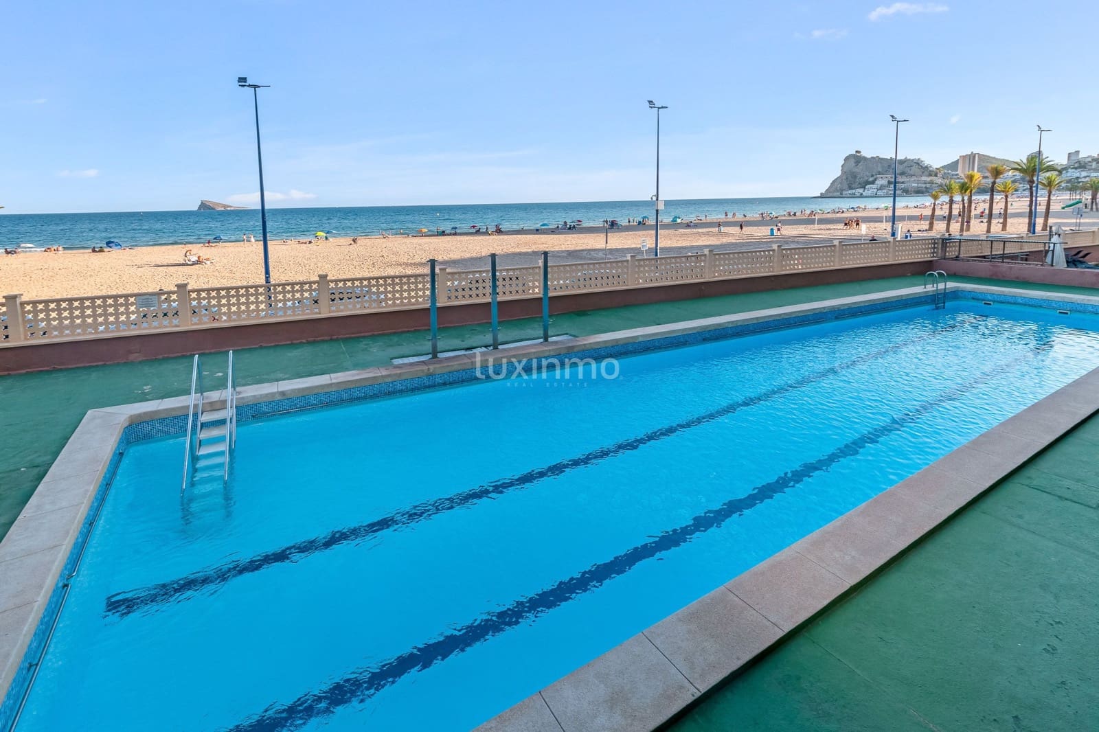 3 sovrum Lägenhet till salu i Benidorm med pool garage - 900 000 € (Ref: 9304764)