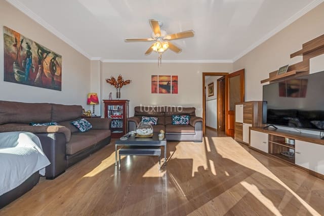 3 Zimmer Apartment zu verkaufen in Benidorm mit Pool Garage - 900.000 € (Ref: 9304764)