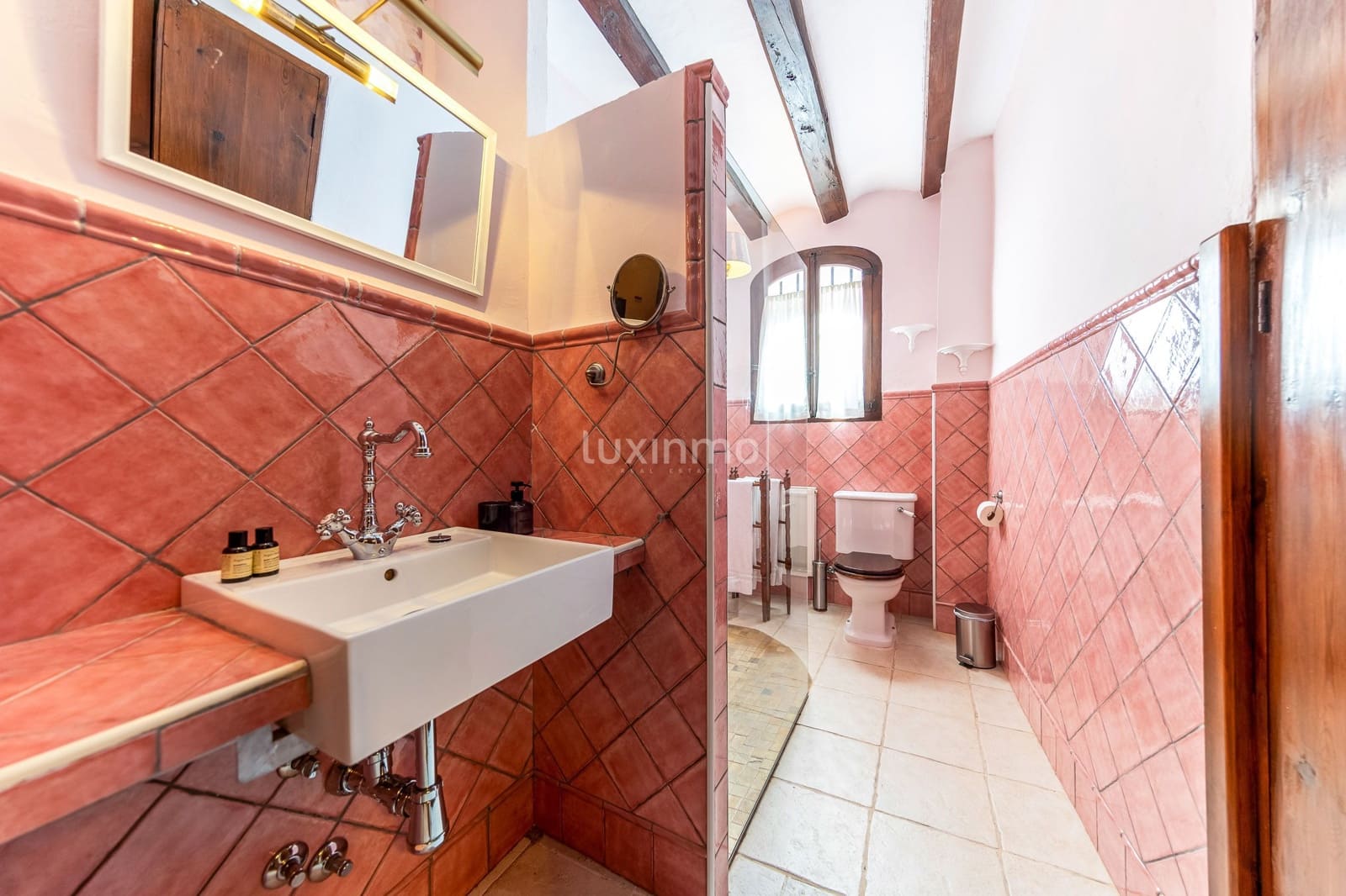 8 soverom Hus til salgs i Vall de Gallinera med svømmebasseng garasje - € 800 000 (Ref: 9304772)