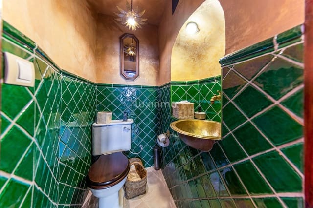 8 soverom Hus til salgs i Vall de Gallinera med svømmebasseng garasje - € 800 000 (Ref: 9304772)