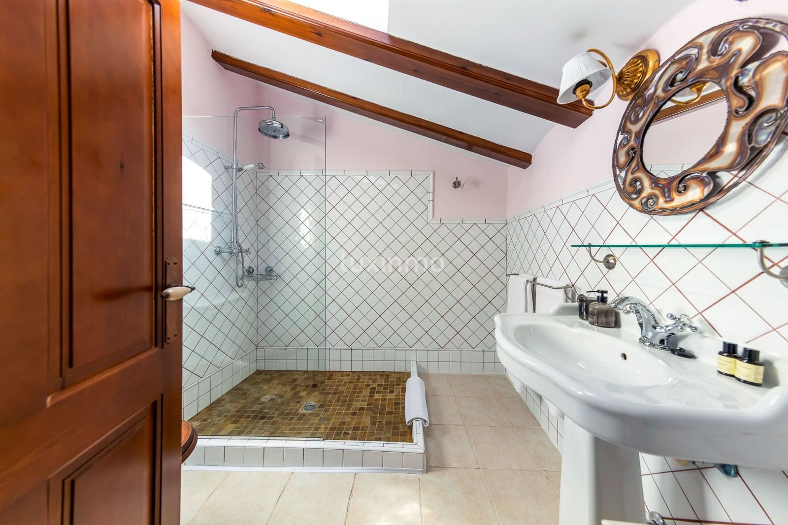 8 soverom Hus til salgs i Vall de Gallinera med svømmebasseng garasje - € 800 000 (Ref: 9304772)