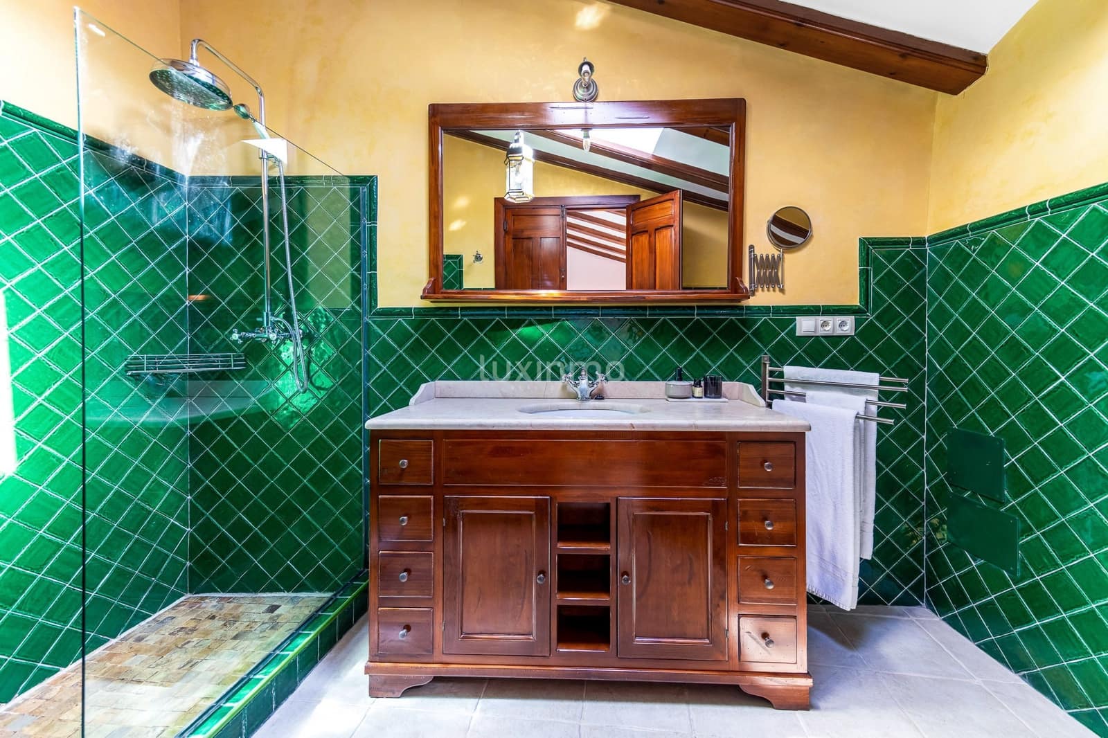 8 soverom Hus til salgs i Vall de Gallinera med svømmebasseng garasje - € 800 000 (Ref: 9304772)