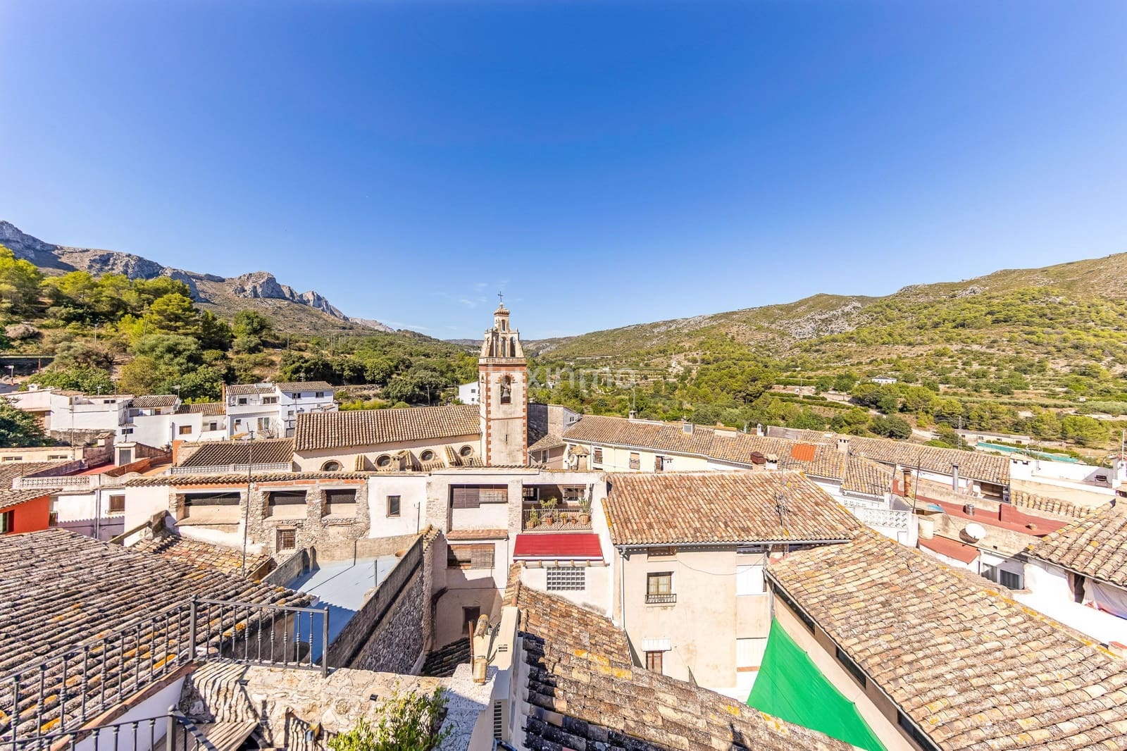 8 soverom Hus til salgs i Vall de Gallinera med svømmebasseng garasje - € 800 000 (Ref: 9304772)