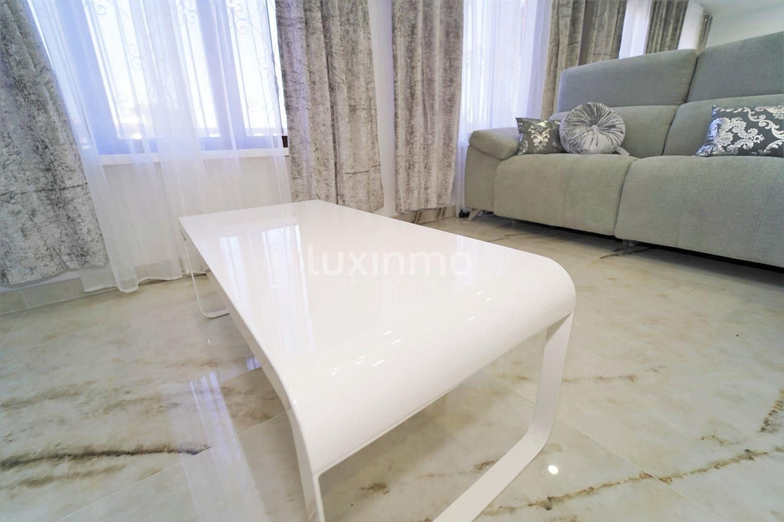 6 chambre Villa/Maison à vendre à La Nucia avec piscine - 625 000 € (Ref: 9304773)