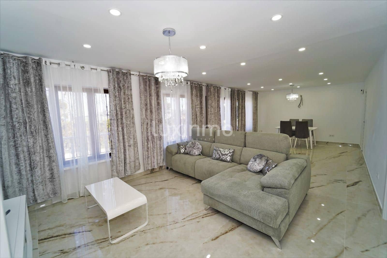 6 chambre Villa/Maison à vendre à La Nucia avec piscine - 625 000 € (Ref: 9304773)