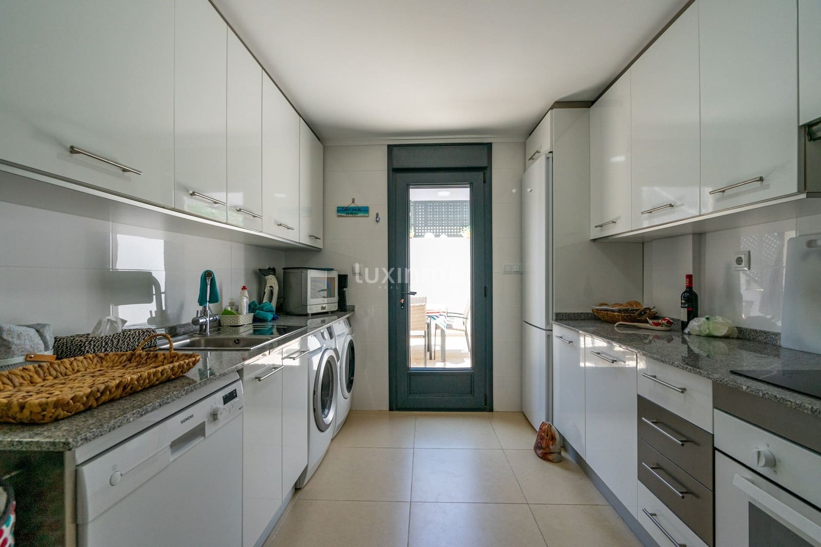 3 soverom Rekkehus til salgs i Calpe / Calp med svømmebasseng garasje - € 520 000 (Ref: 9304793)