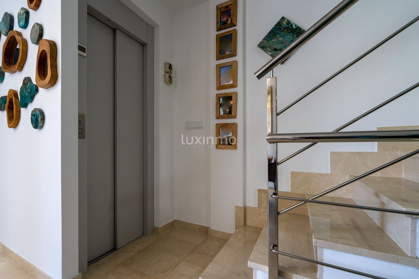 3 soverom Rekkehus til salgs i Calpe / Calp med svømmebasseng garasje - € 520 000 (Ref: 9304793)