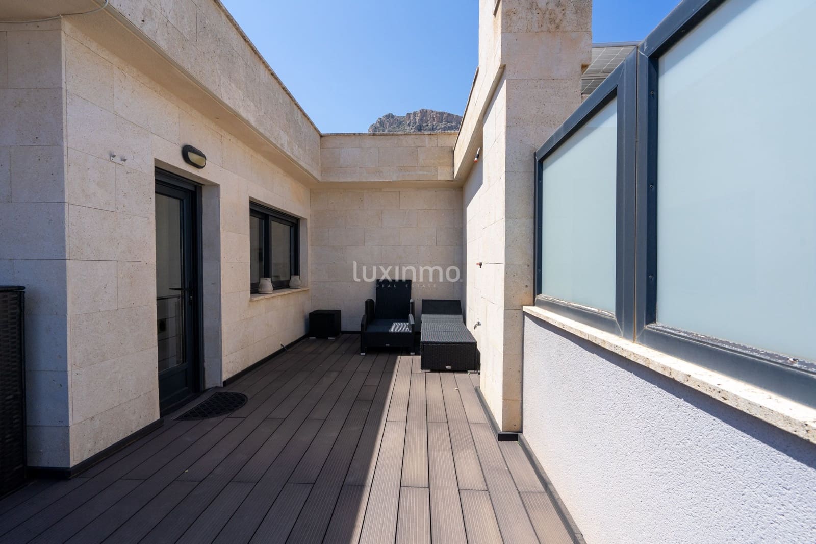 3 soverom Rekkehus til salgs i Calpe / Calp med svømmebasseng garasje - € 520 000 (Ref: 9304793)